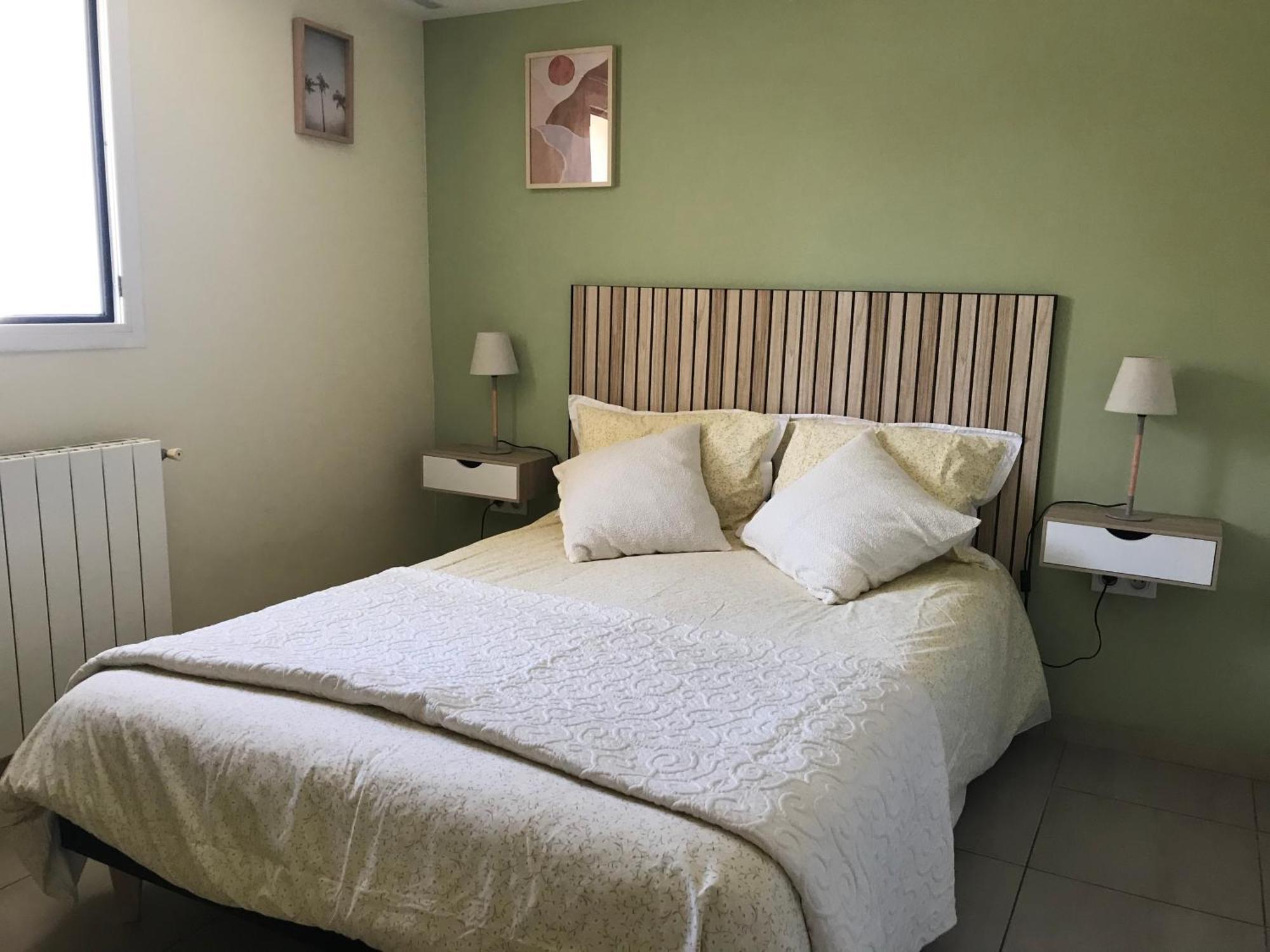אנטיב Appartement Deux Pieces Donnant Sur Un Jardin מראה חיצוני תמונה